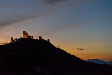 Obraz premium Rocca Maggiore Ombrie Italie