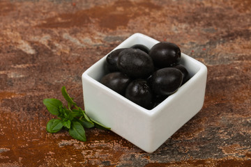 Black olives in the bowl