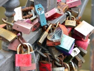 locks on bridge