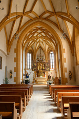 Fototapeta na wymiar Innenraum der Kirche von Stürvis, Graubünden, Schweiz