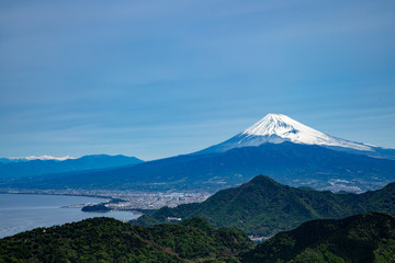 Fototapeta premium 沼津と富士山