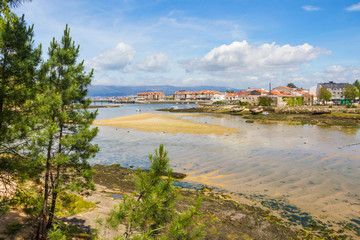 Vilanova de Arousa at low tide