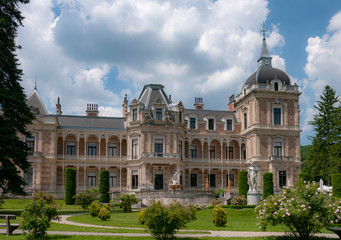 Hermes villa in Vienna