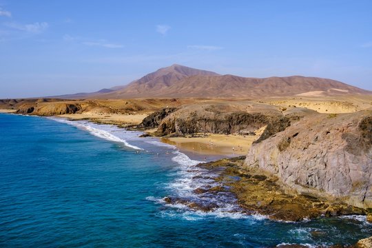 Playa de la Cera and Playa del Pozo, Papagayo beaches, Playas de Papagayo, Natural Park Monumento Natural de Los Ajaches, near Playa Blanca, Lanzarote, Canary Islands, Spain, Europe