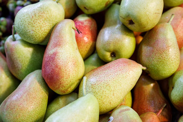 pears in the market