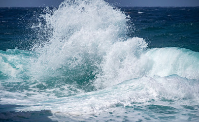 Crashing waves at Shete Boka National park, curacao