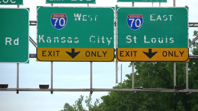 Traffic signs to Kansas City and St Louis - CHICAGO, ILLINOIS - JUNE 20, 2019