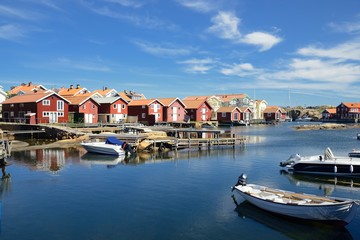 Fototapeta na wymiar Beautiful landscape view of fishing houses at Kungshamn