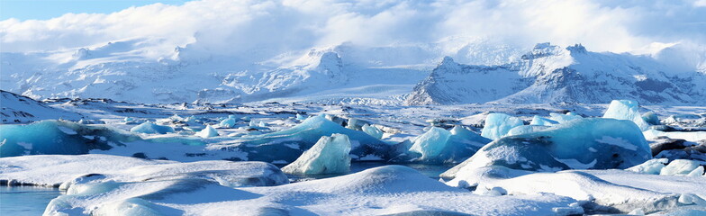 iceberg panoramic view of jokulsarlon