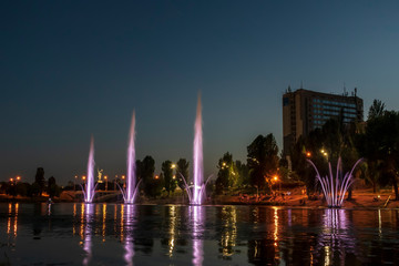 lightning fountain at night
