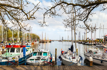 Fototapeta na wymiar Harbor of Enkhuizen, Netherlands