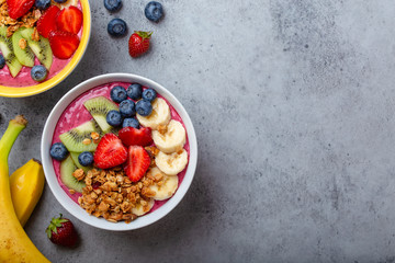Healthy acai smoothie bowl