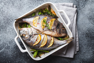Fish dorado baked with asparagus