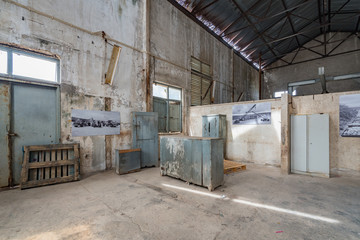 Fototapeta na wymiar Old deserted workshop and laboatory