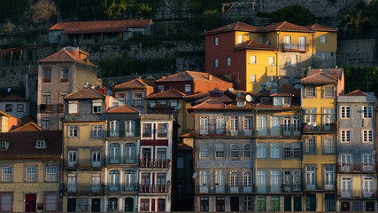 Ribeira do Porto ao amanhecer