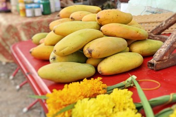 mango fruit at the street food