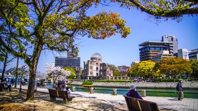 タイムラプス、世界遺産・広島平和記念公園、桜と原爆ドーム、広島観光、