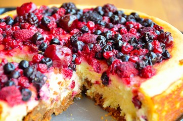 cake with berries