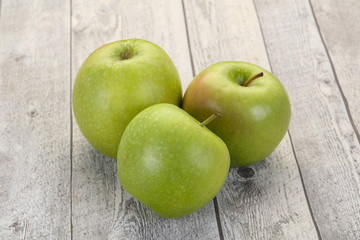 Green ripe apple