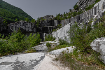 Marmorabbau Steinbruch