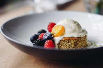 cake with fruits