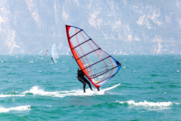 Windsurfer auf dem Gardasee 