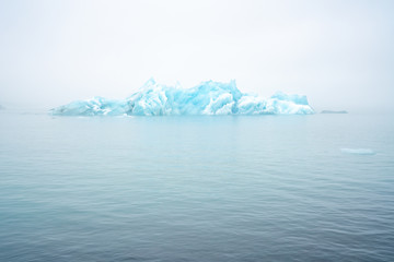 Fototapeta na wymiar Melting glaciers in the northern ocean