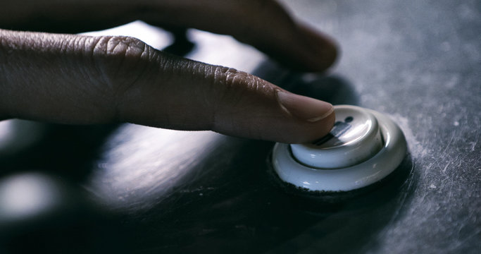 Arcade: Man Pushes Single Player Button