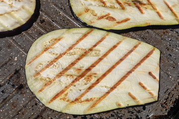 Gegrillete Aubergine