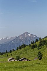 Le Niesen dans les Alpes Suisses