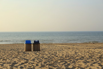 Love is looking to the same direction!