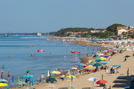 Follonica Bilder Durchsuchen 934 Archivfotos, und