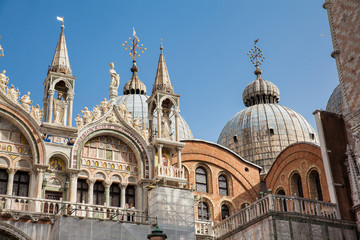 Fototapeta na wymiar Details of the Saint Mark Basilica built in 1092 in Venice