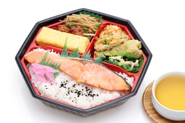 お弁当　鮭弁