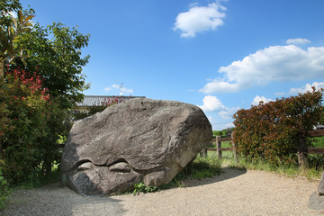 奈良県　飛鳥村　不思議な石の亀石