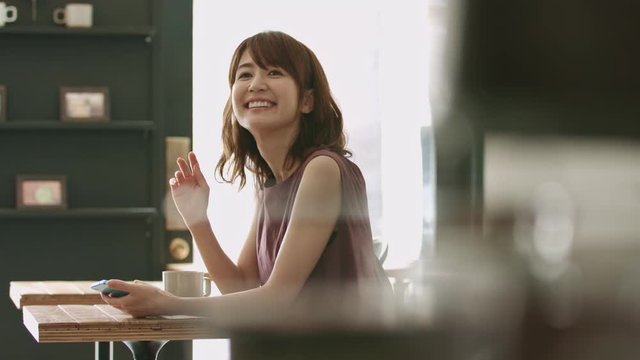 カフェ・女性