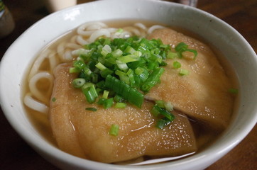 日本の美味しい手作りの麺類