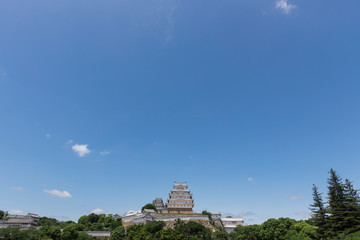 姫路城と青空
