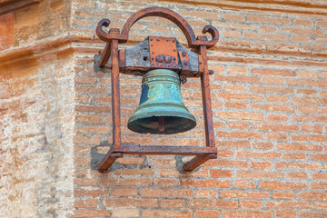 Obraz premium old church bell of basilica in Rome 