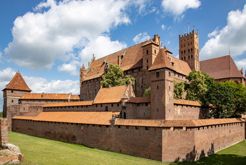 Fototapeta na wymiar The biggest castle in the world in Malbork, Poland