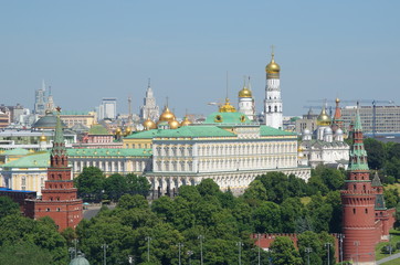 Fototapeta premium View of the Moscow Kremlin on a Sunny summer day, Russia