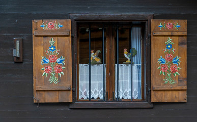 Tirolen Hüttenfenster