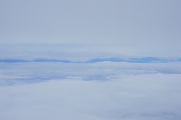 Obraz premium 眼下に広がる雲