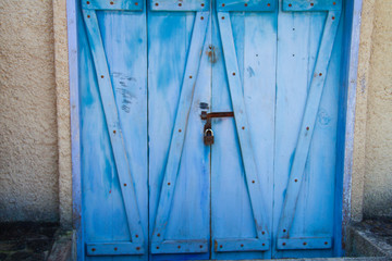 wooden doors with texture