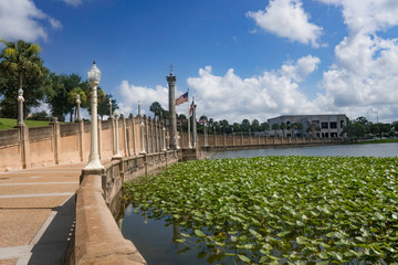 Lake Mirror at Lakeland Florida offers a peaceful surrounding in the heart of the city which residence enjoy .