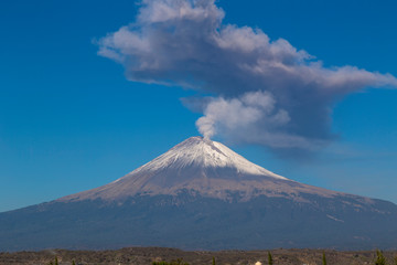 Naklejka na ściany i meble Active Popocatepetl volcano in Mexico,fumarole
