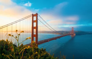 Papier Peint photo Pont du Golden Gate Le Golden Gate Bridge de San Francisco au lever du soleil depuis le comté de Marin