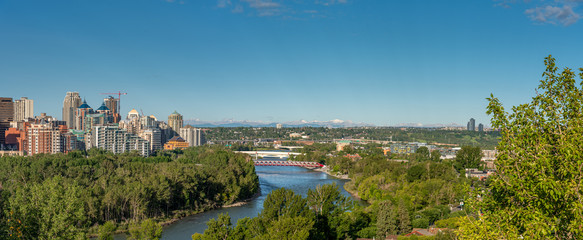 Fototapeta na wymiar Panoramic view of Calgary's skyline on a summer day.