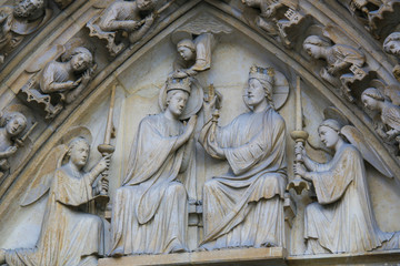 Fototapeta na wymiar Coronation of Mary by Christ at Notre Dame, Paris