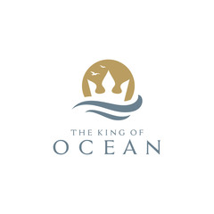 Obraz premium Golden Moon or Sunset with Trident King Crown and Ocean Sea Wave Bird for Boat Ship logo design
